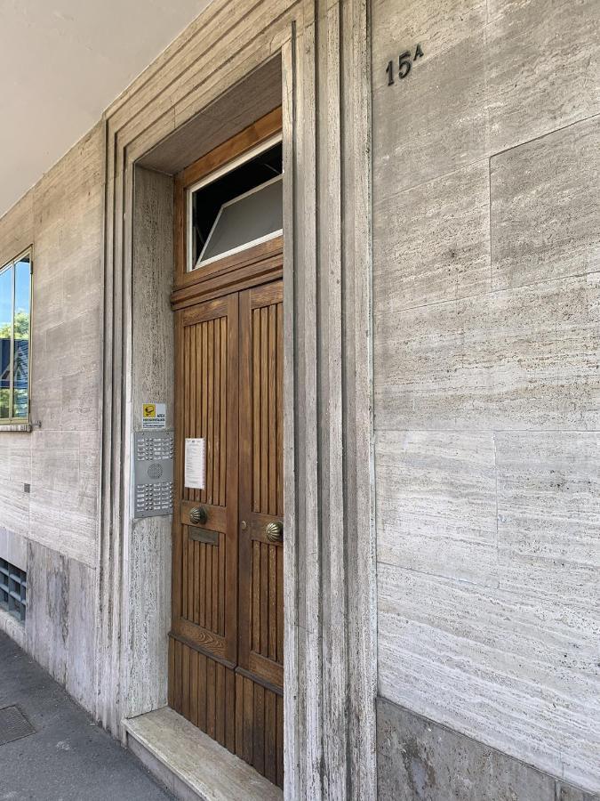 Indipendent Blue Lägenhet Ferrara Exteriör bild